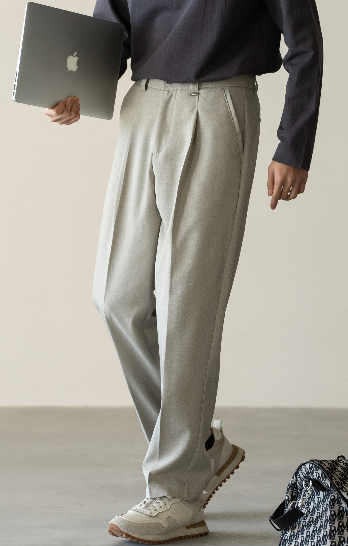 Italian Retro Linen Double-Pleated Casual trousers in Taupe Beige