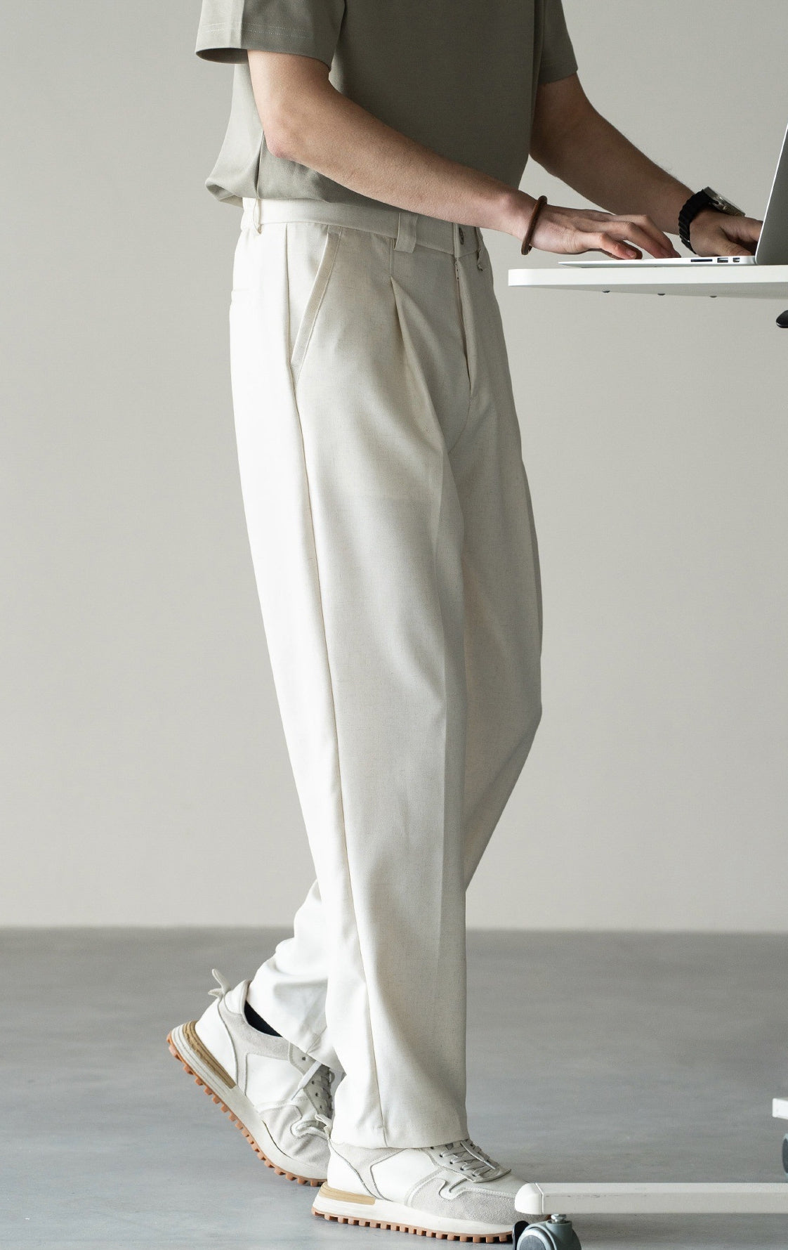 Italian Retro Linen Double-Pleated Casual trousers in White