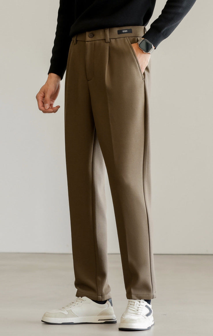 Wrinkle-Free Blended Yarn Twill Trousers in Brown