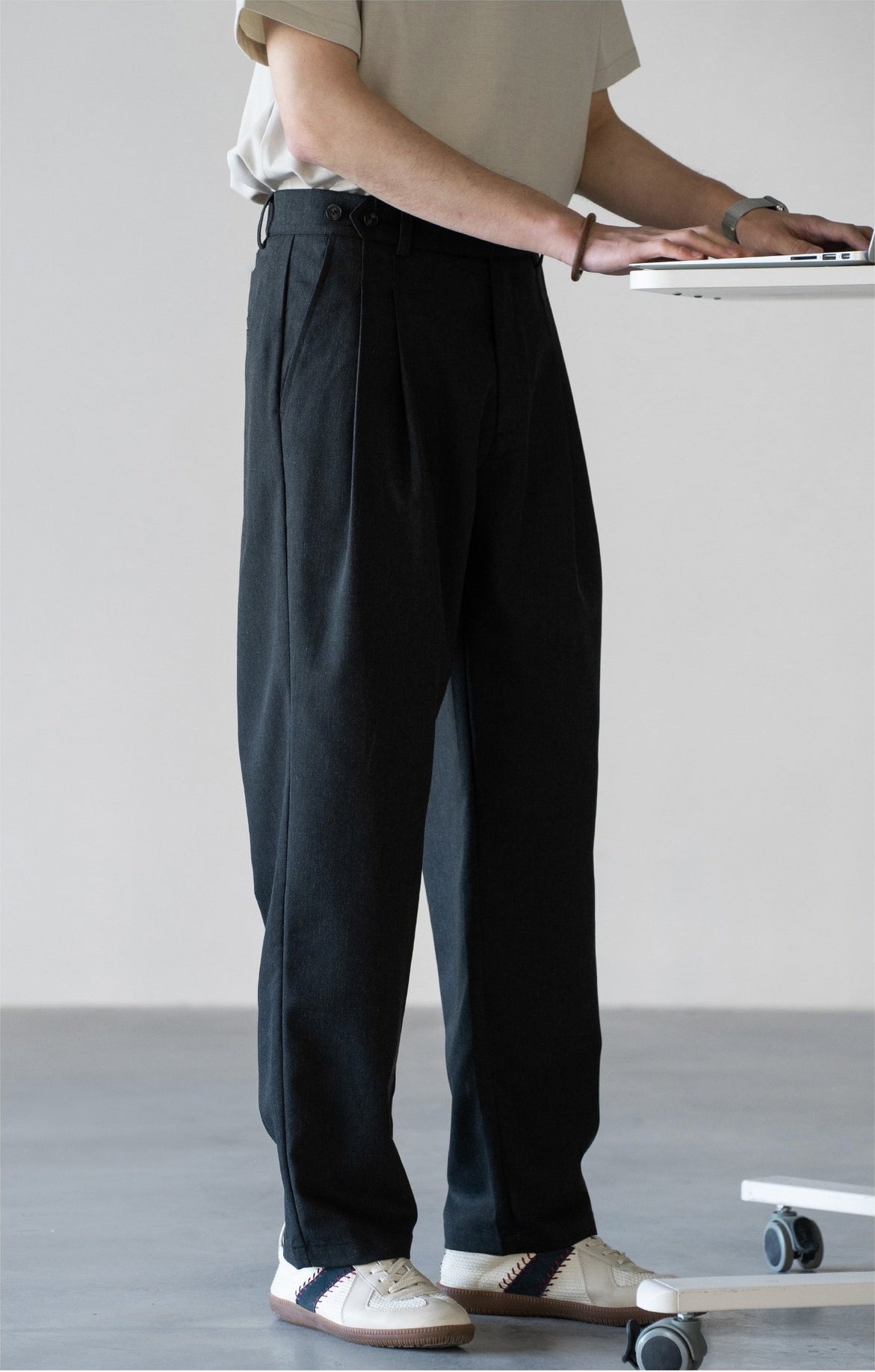 Old Money Tencel Linen Double Pleated Trousers - DARKGREY