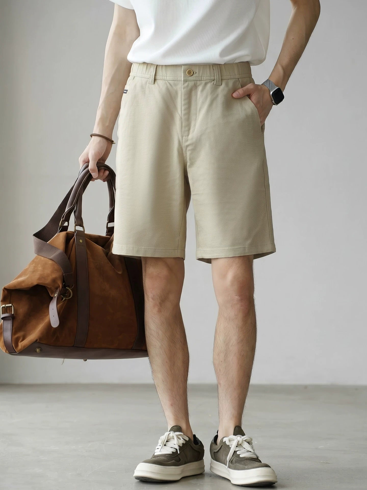 Old Money Lyocell Cotton - Elastic Waist Shorts - KHAKIBEIGE
