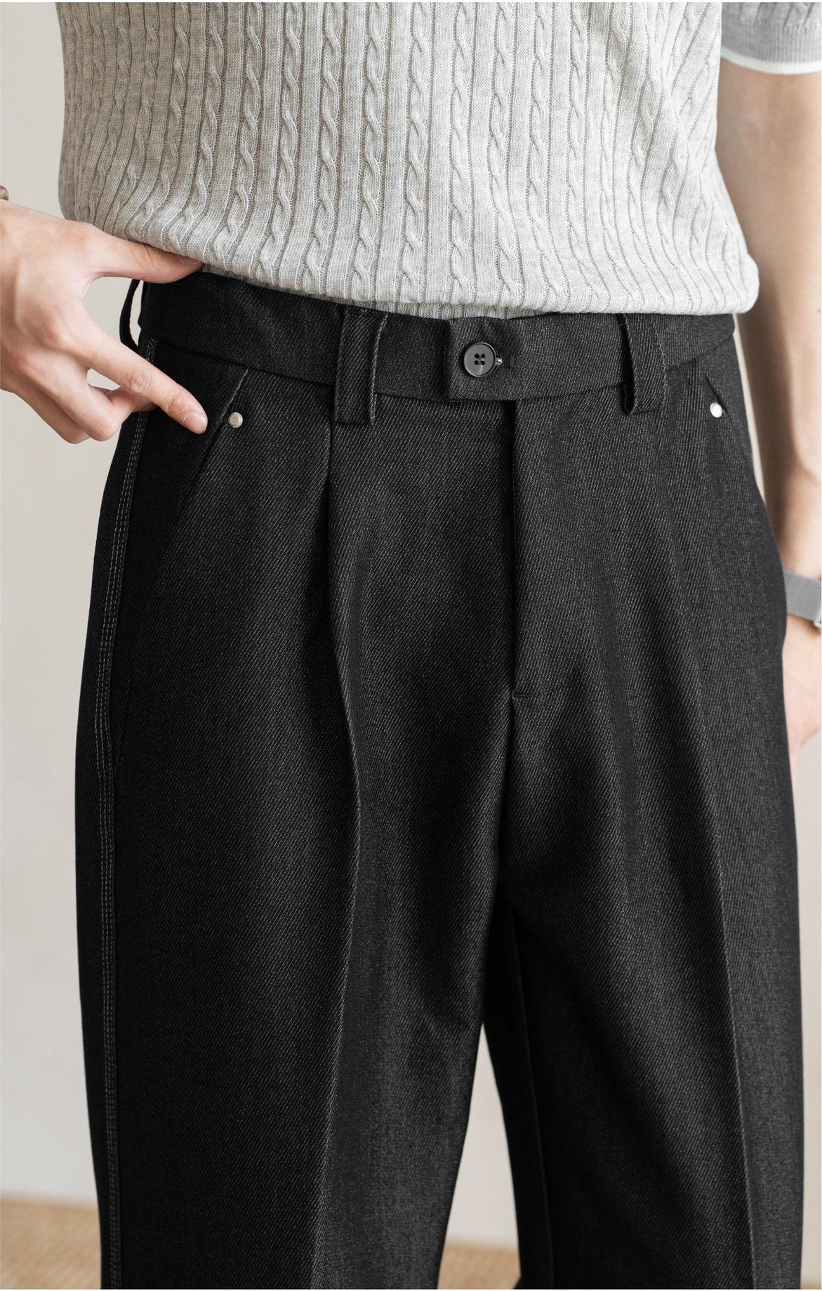 Retro Single-Pleated Textured Straight Trousers with Cool-Touch Stretch - CHARCOAL BLACK