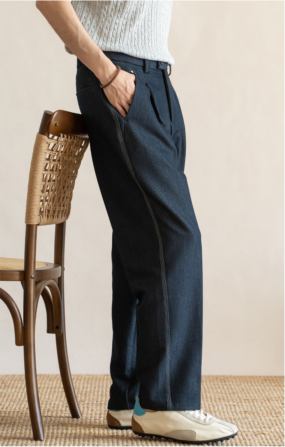 Retro Single-Pleated Textured Straight Trousers with Cool-Touch Stretch - NAVY BLUE