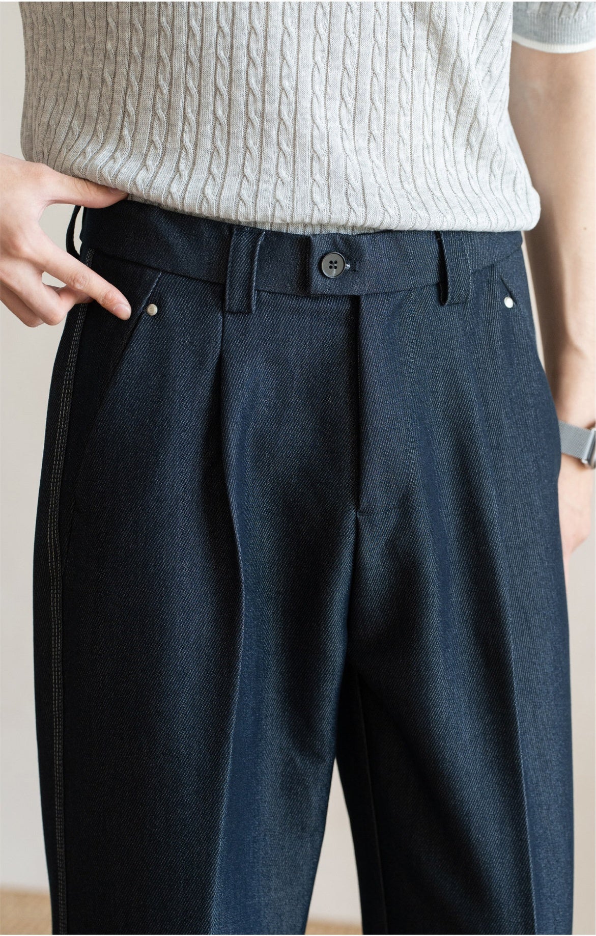 Retro Single-Pleated Textured Straight Trousers with Cool-Touch Stretch - NAVY BLUE