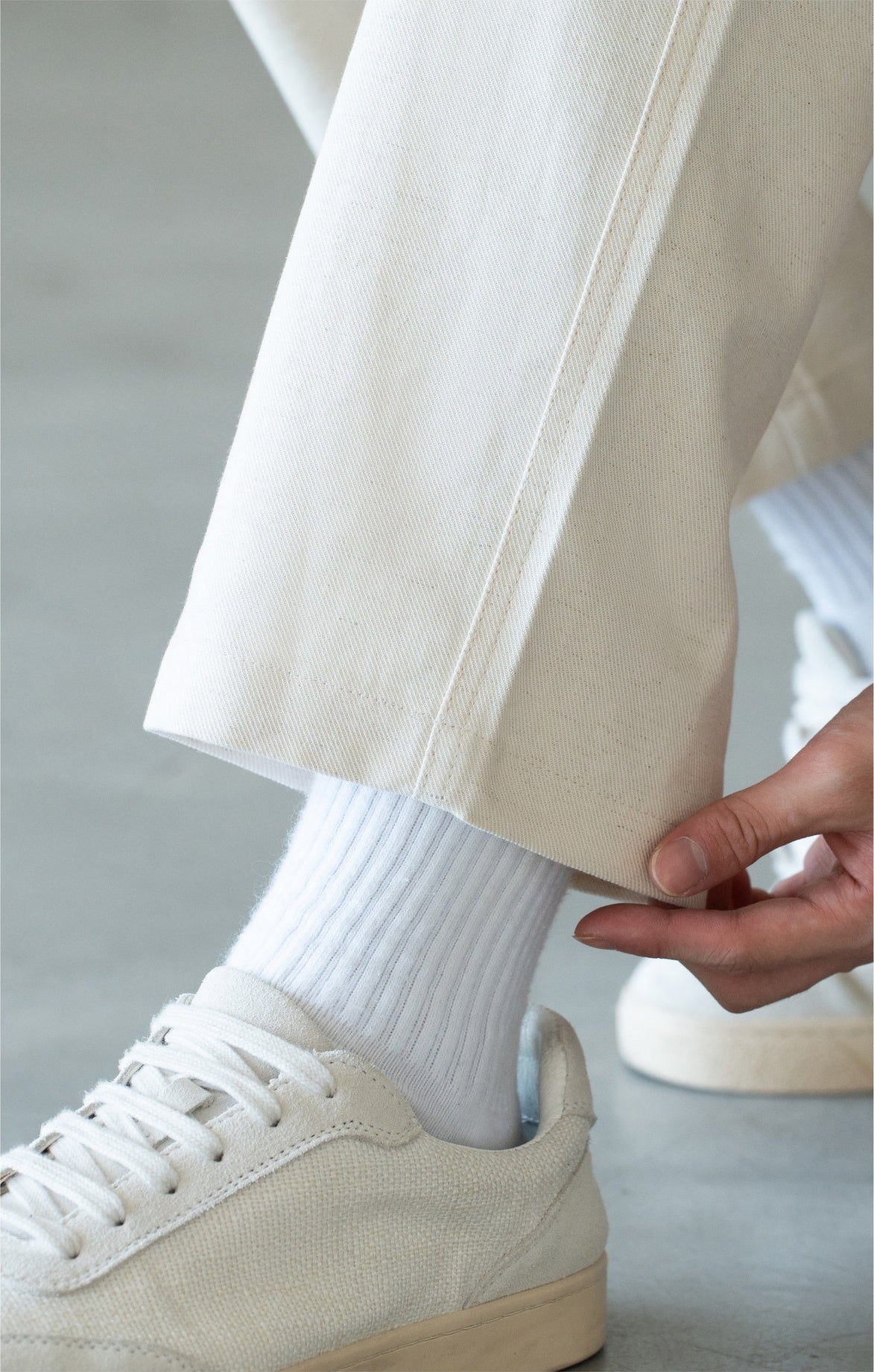Men's Japanese-Textured 62% Cotton-Lyocell Cloud-Touch Straight Trousers - APRICOT