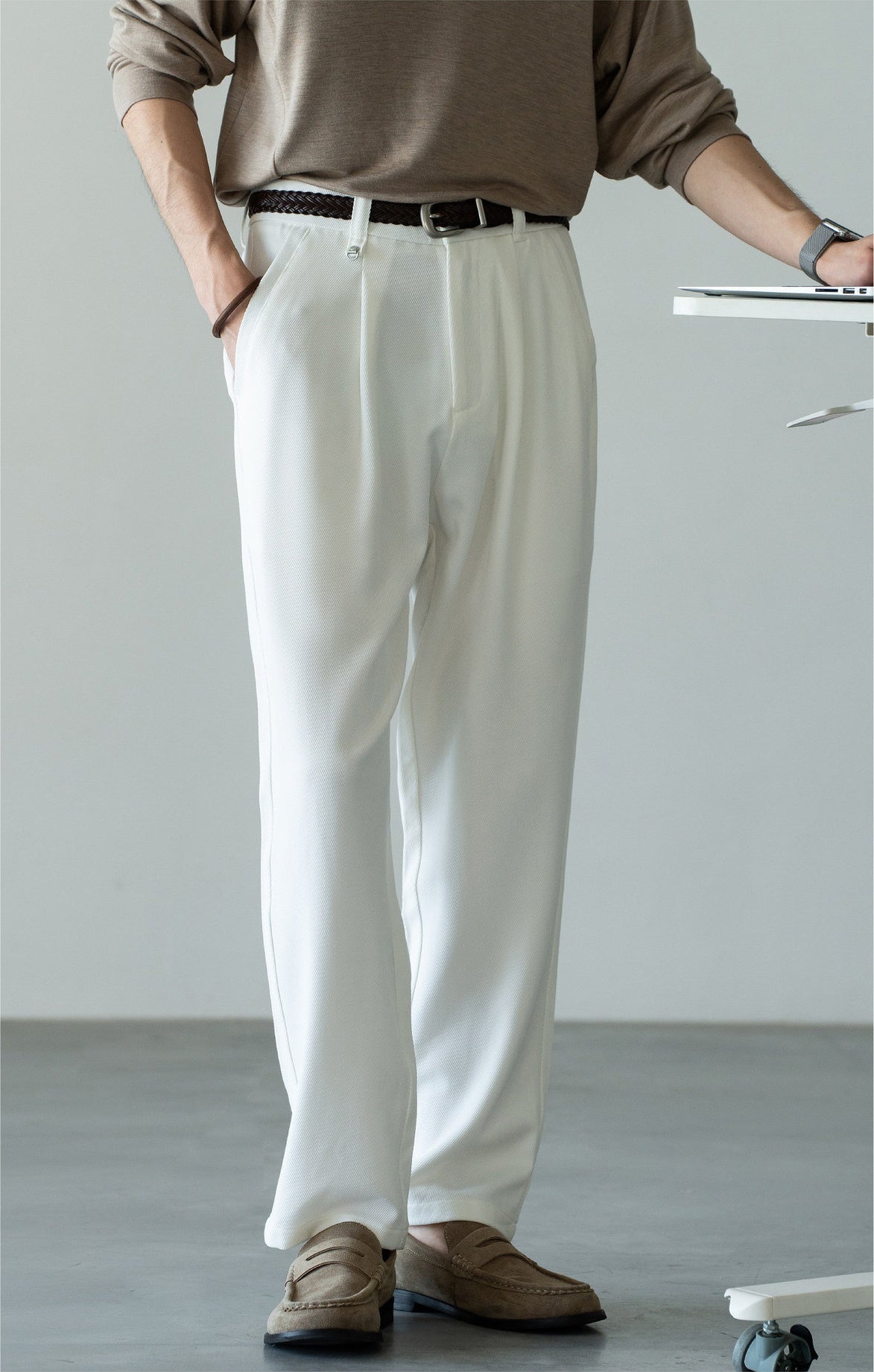 Men's Korean-Fit High-Stretch Lyocell Drape Travel Trousers – Wrinkle-Free - PEARL WHITE