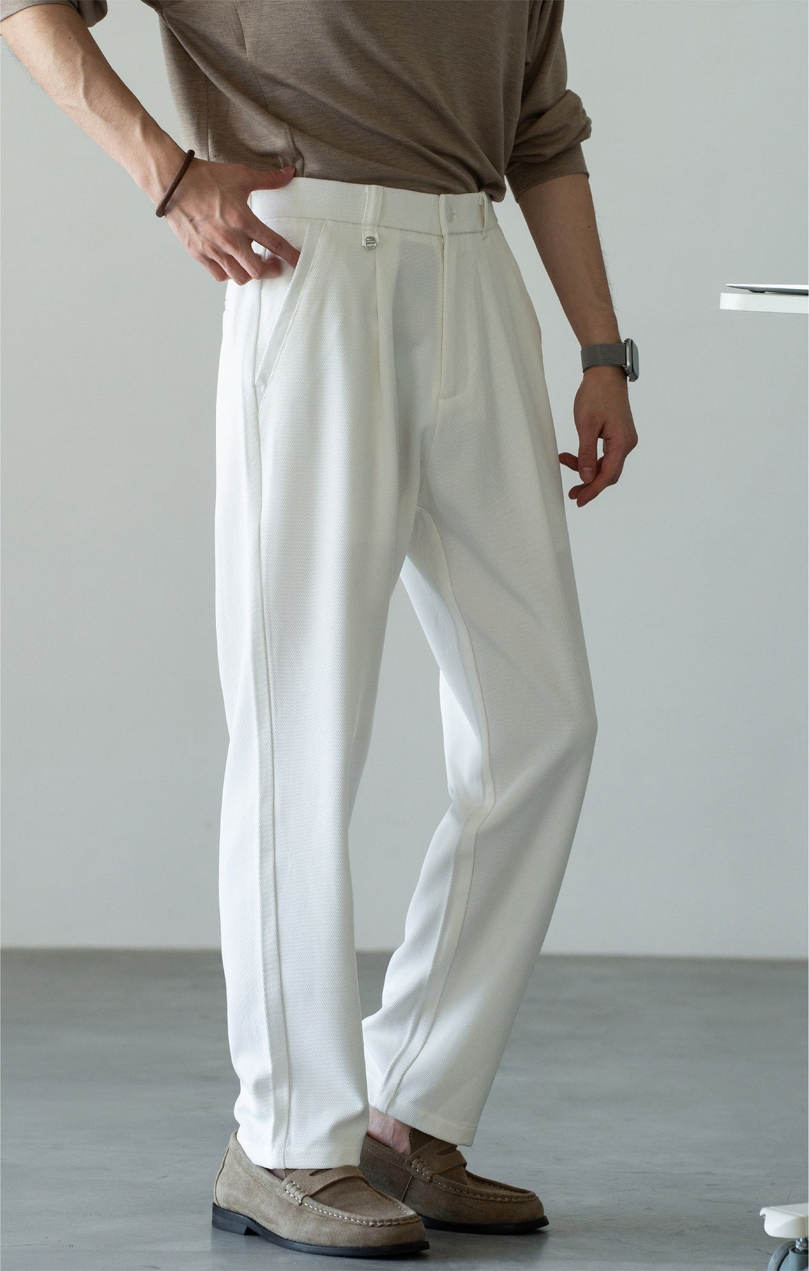 Men's Korean-Fit High-Stretch Lyocell Drape Travel Trousers – Wrinkle-Free - PEARL WHITE