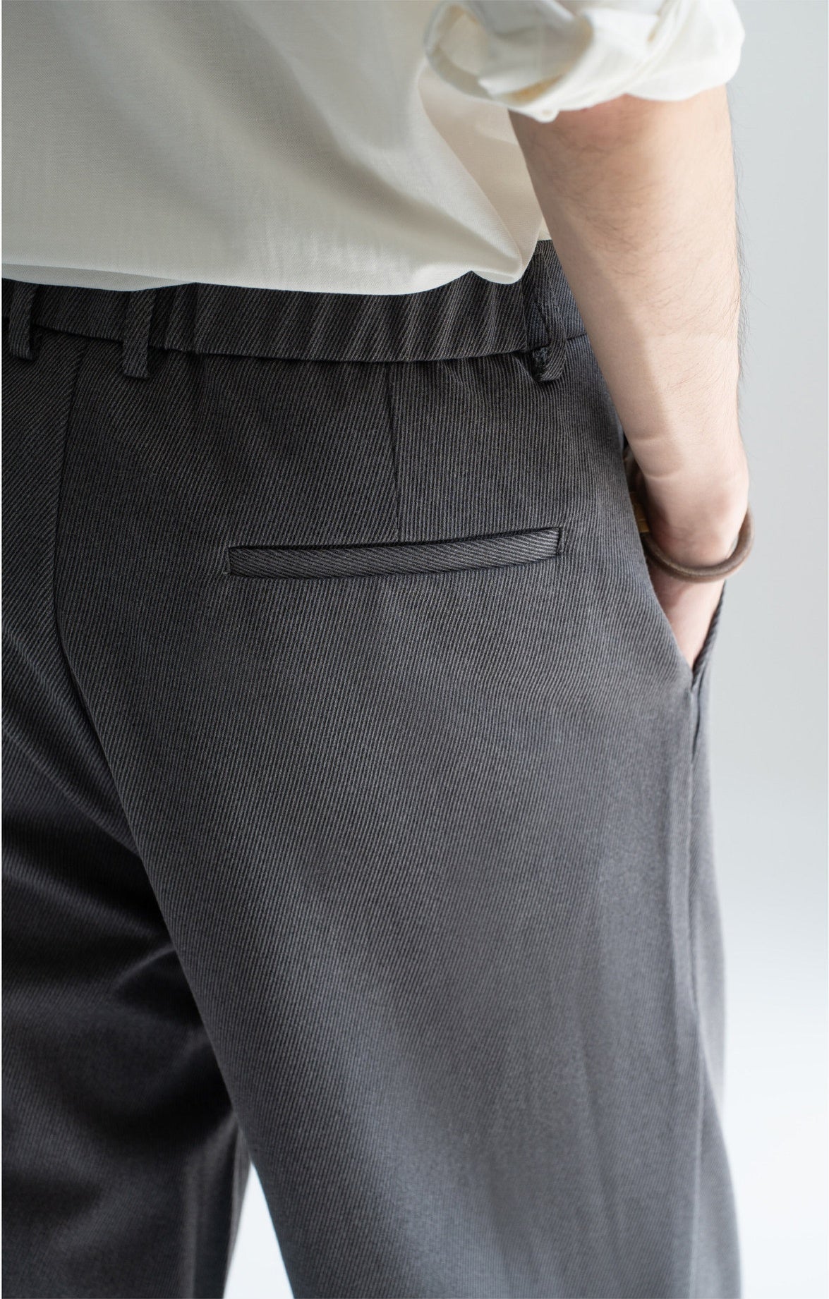 Men's Korean-Fit High-Stretch Lyocell Drape Travel Trousers – Wrinkle-Free - SQUIRREL GRAY