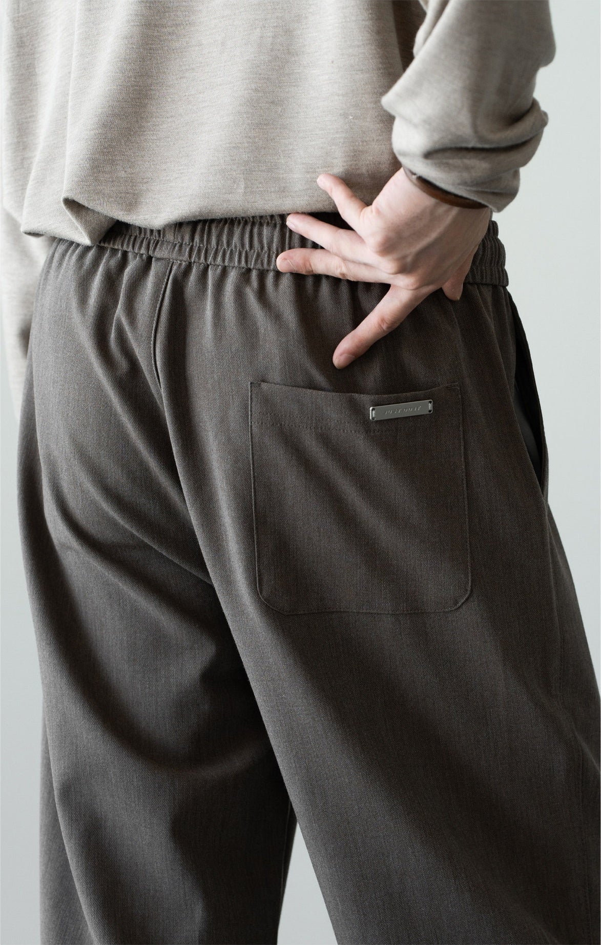 Men's Wool-Blend Relaxed Tapered Commuter Trousers - Drawstring Elastic Waist  - GREY