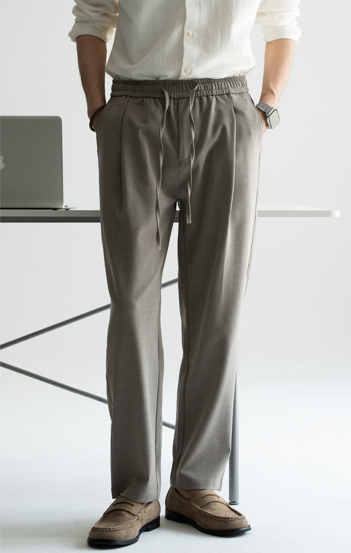 Men's Wool-Blend Relaxed Tapered Commuter Trousers - Drawstring Elastic Waist  - TAUPE