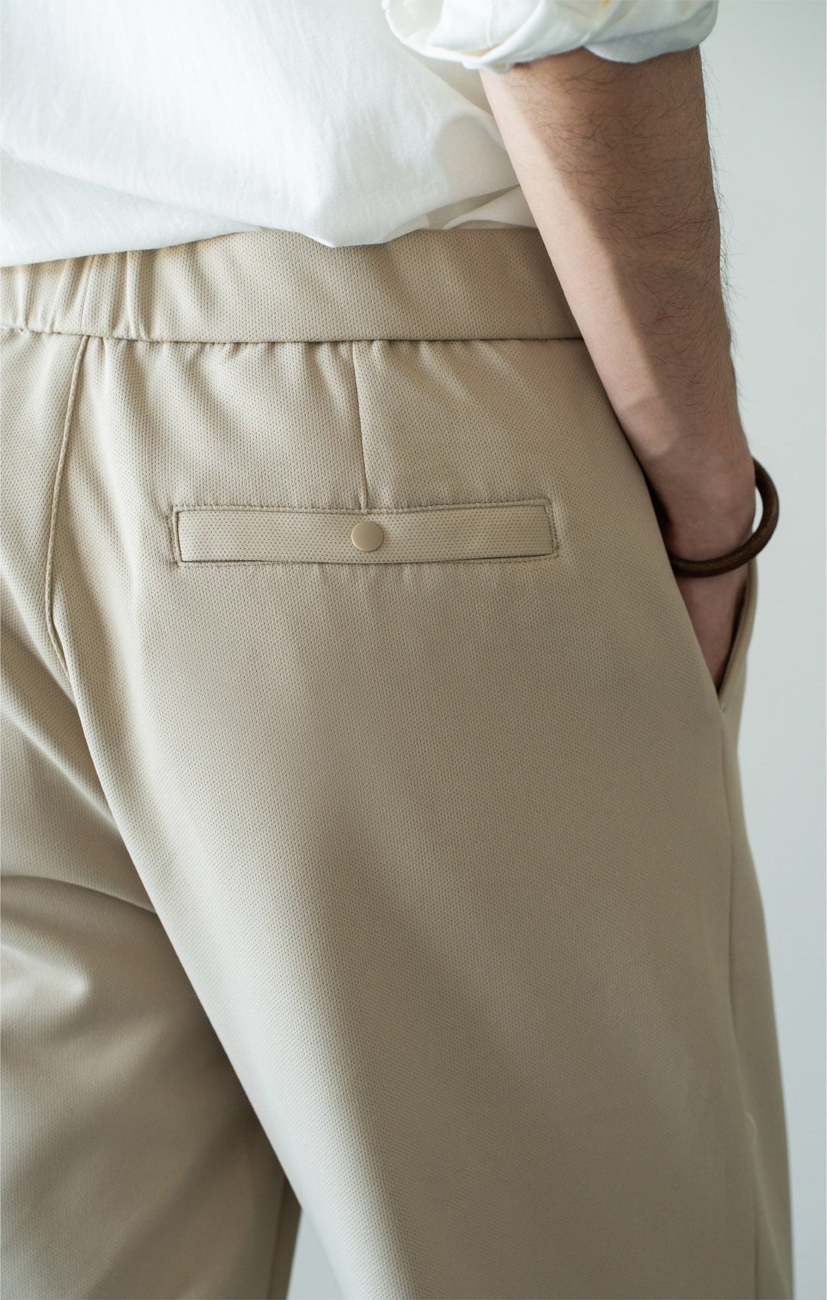 Men's Zero-Restriction Wrinkle-Free Travel Pants - Elastic Waist - KHAKI