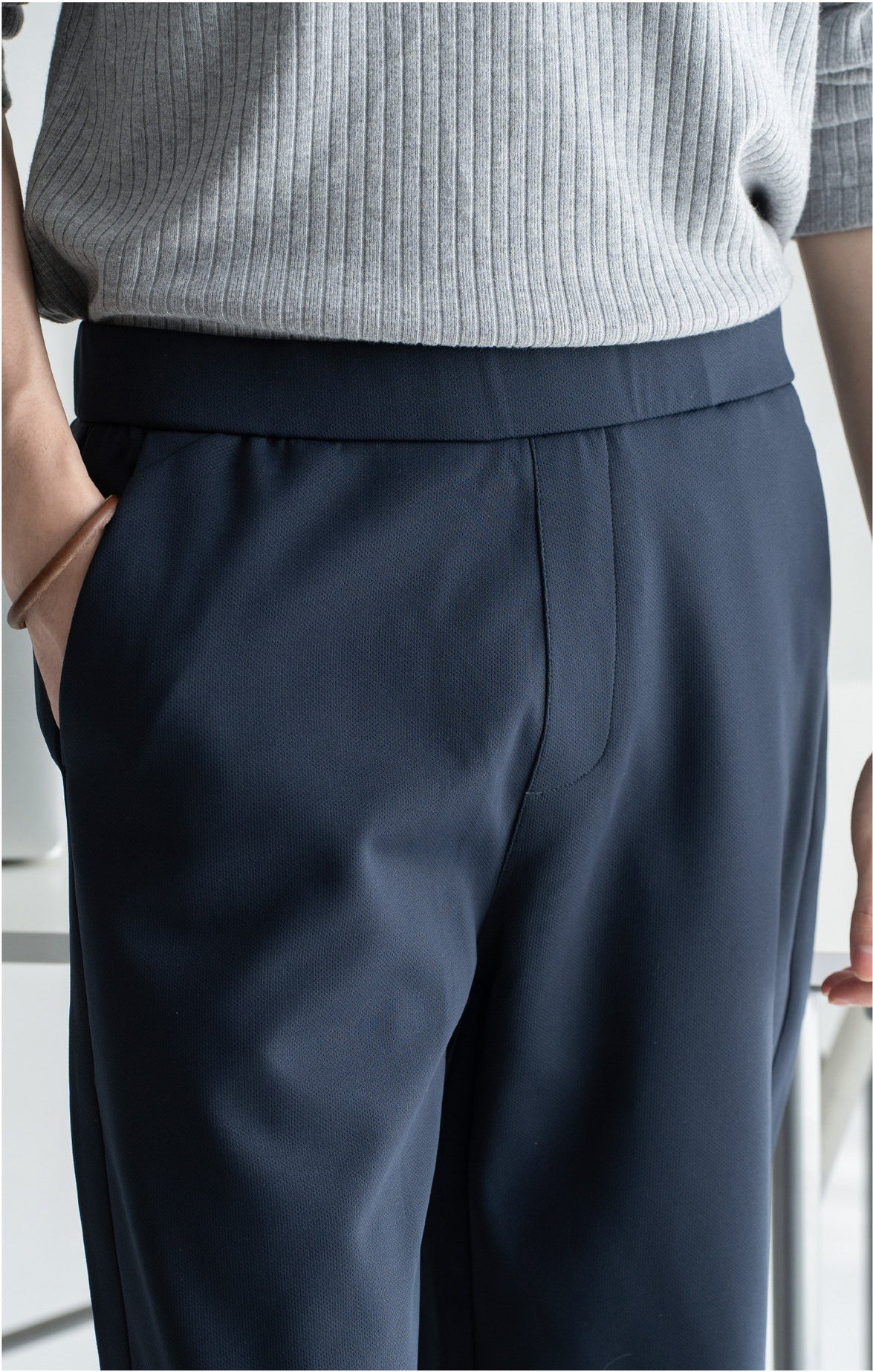 Men's Zero-Restriction Wrinkle-Free Travel Pants - Elastic Waist - NAVY