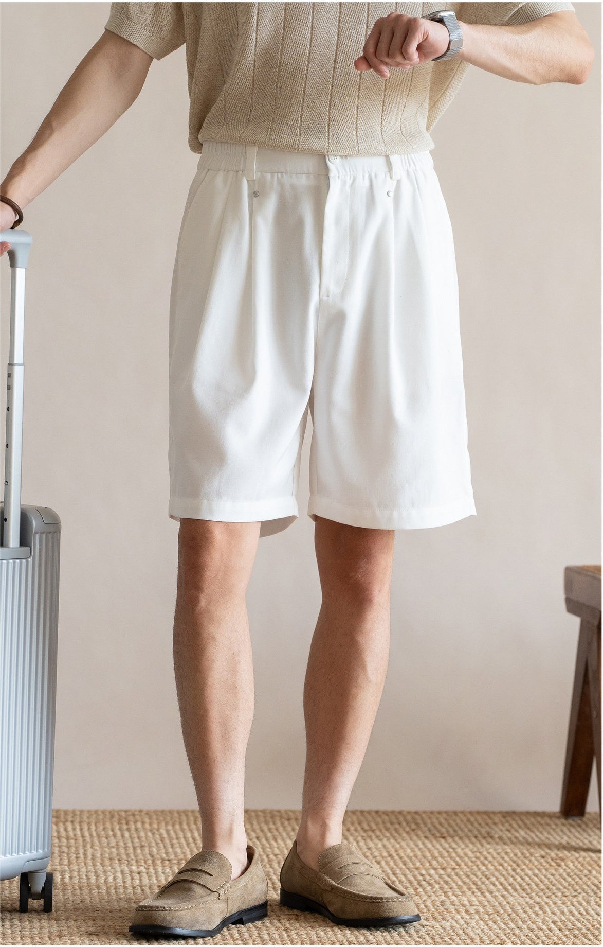 Men's Korean Minimalist Breathable Linen-Blend Double-Pleat Shorts  - OFFWHITE