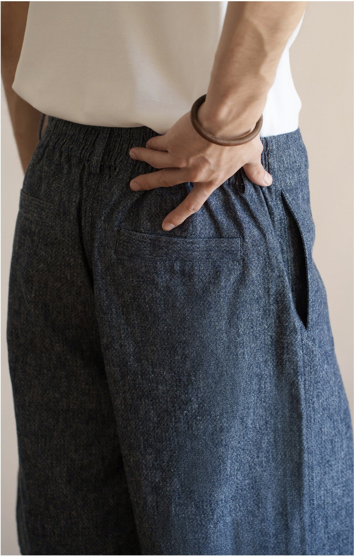 Men's Single Pleated Straight Leg 63% Linen Tailored Shorts - LINENBLUE