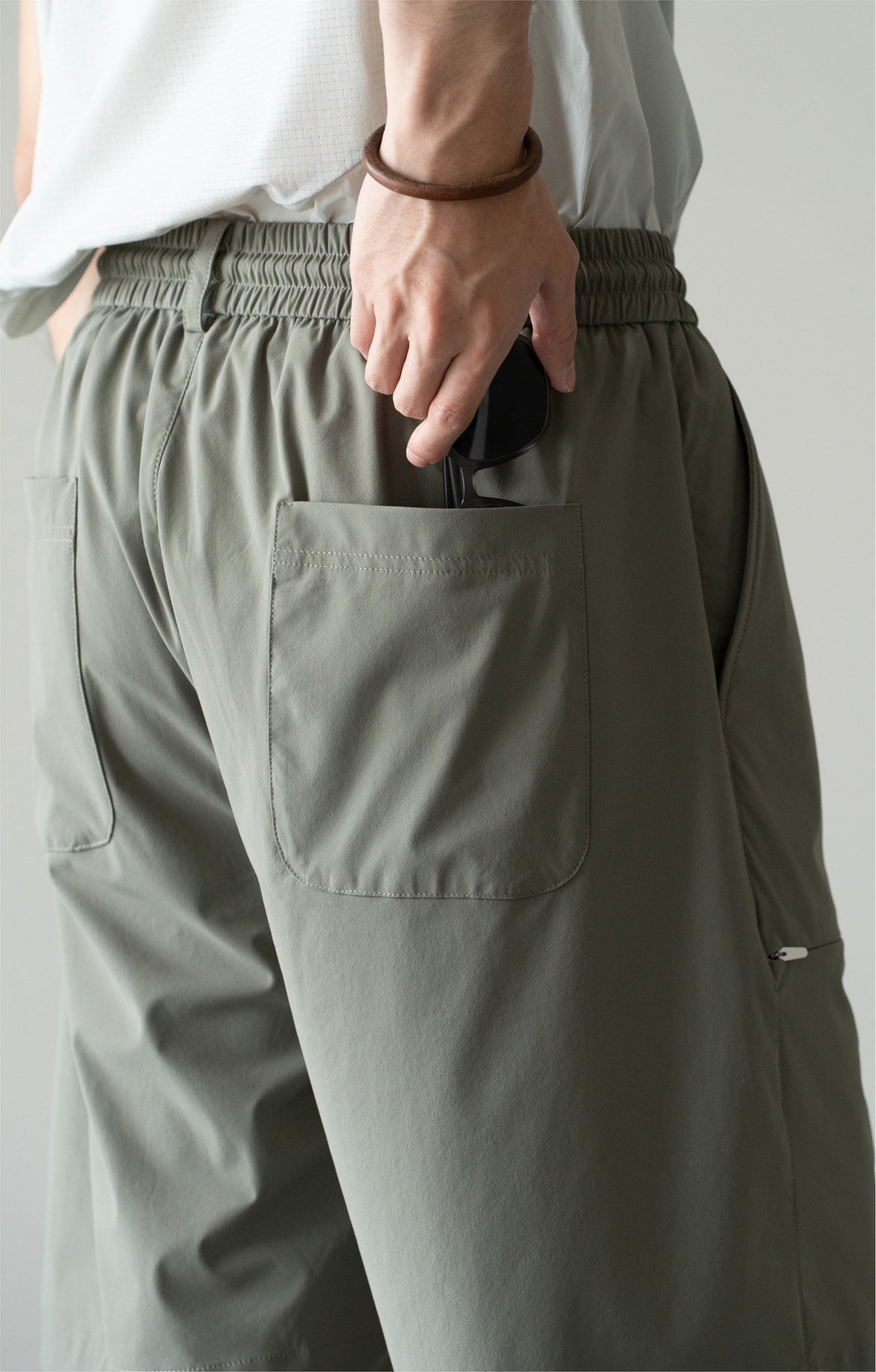 Old Money Cool-Touch Relaxed Elastic Waist Shorts - SAGEGREEN