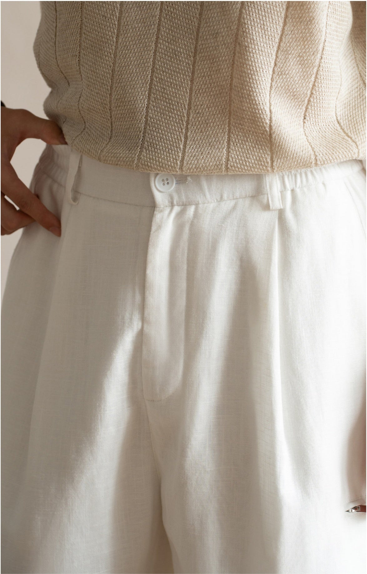 Men's Pleated 77% Lyocell - Linen Blend Summer Resort Shorts – 7" Inseam Elastic Waist  - OFFWHITE