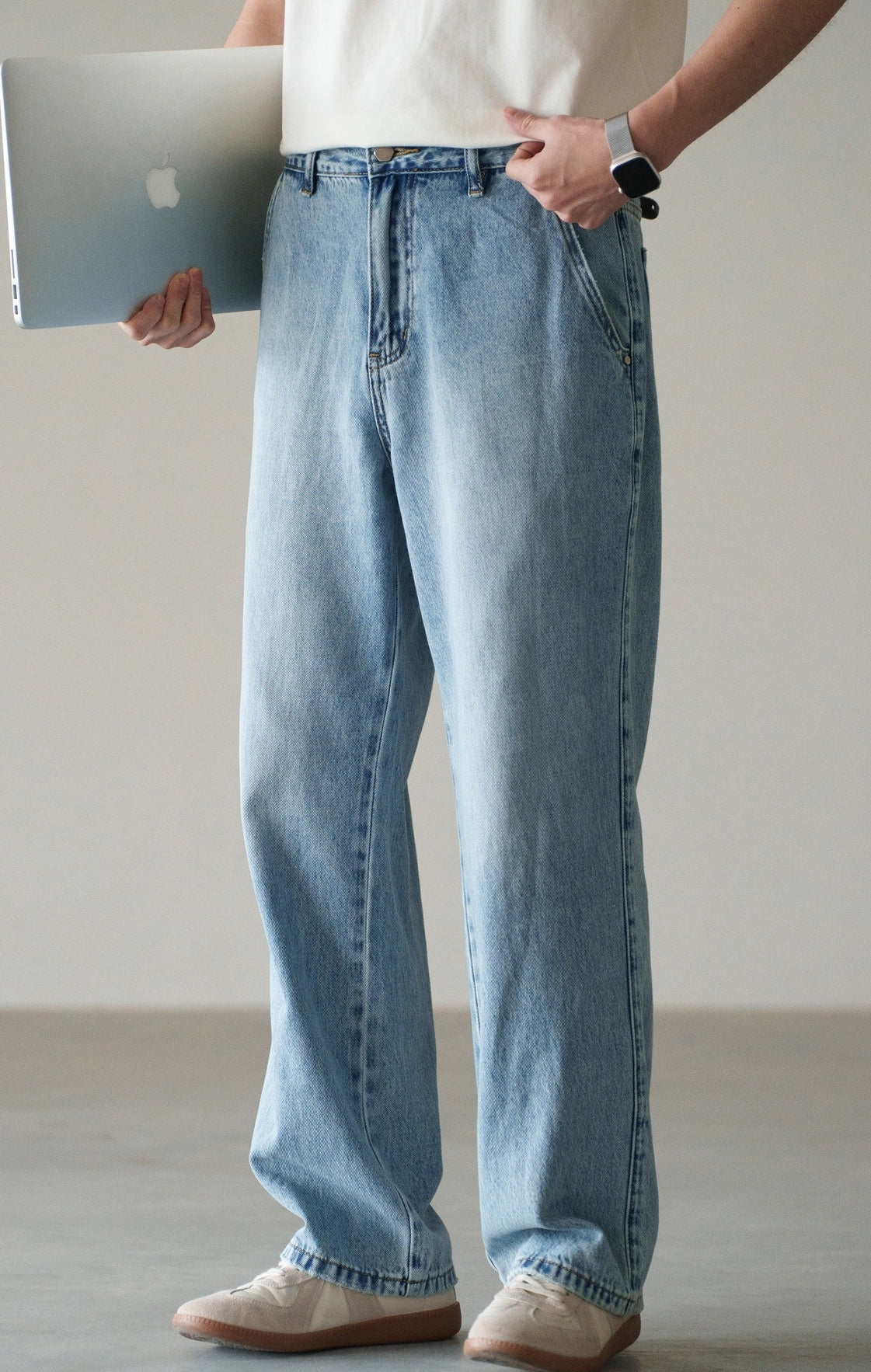 Plain Ice Blue Washed Denim  81% Cotton Jeans