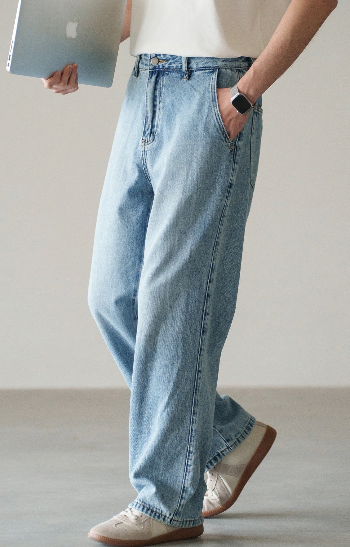 Plain Ice Blue Washed Denim  81% Cotton Jeans