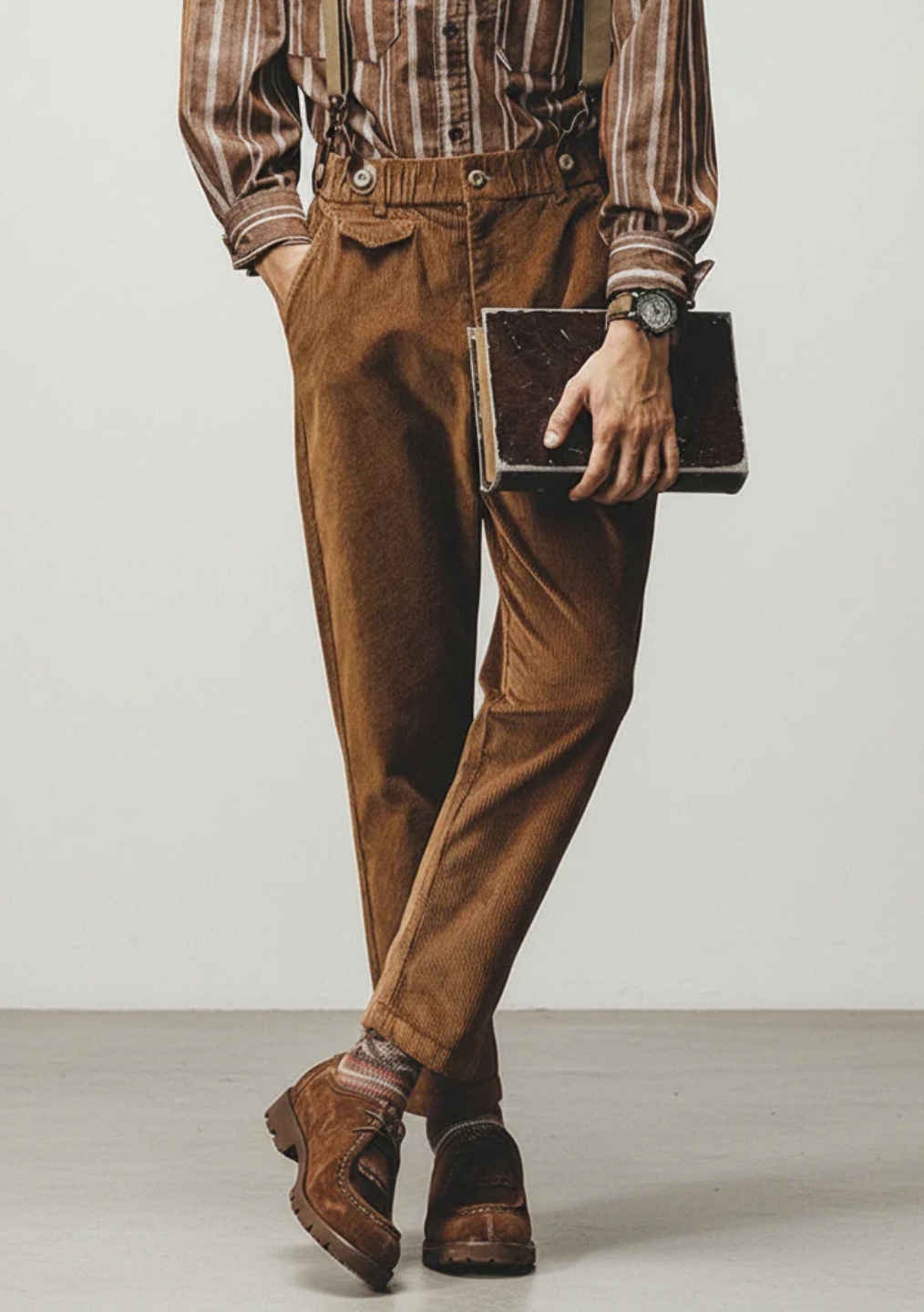 Loose Corduroy Casual Tapered Pants in Chestnut Brown