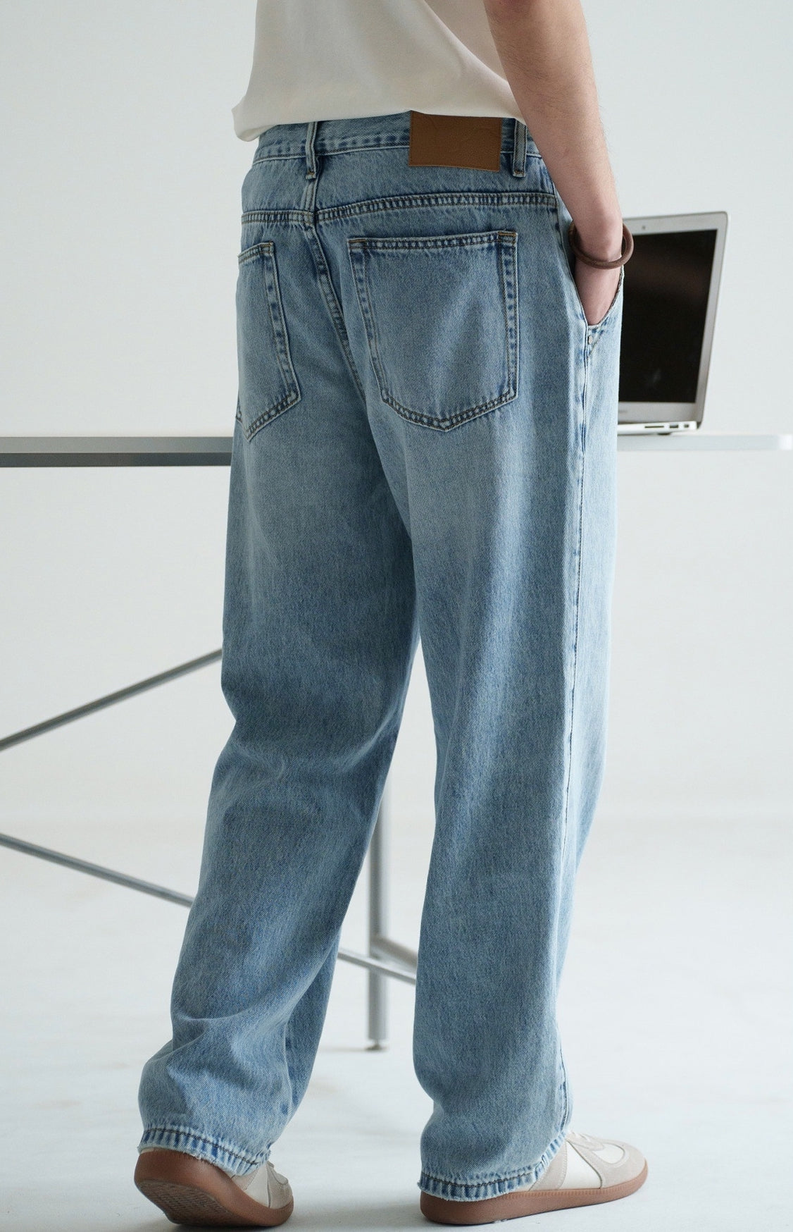 Plain Ice Blue Washed Denim  81% Cotton Jeans
