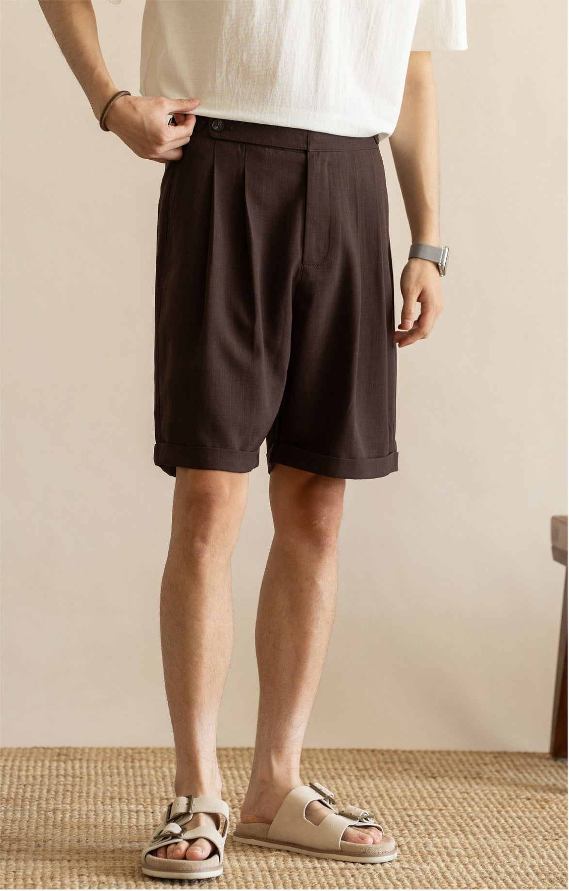Men’s Tailored Commuter Shorts with Side Adjusters & Cooling Touch - BROWN